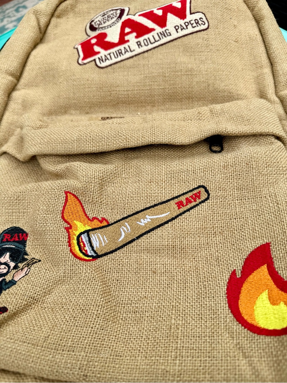 RAW Burlap Backpack - RAW’D Out Edition - Picture 2 of 6